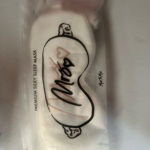 Miss to Mrs Box Sleep Mask